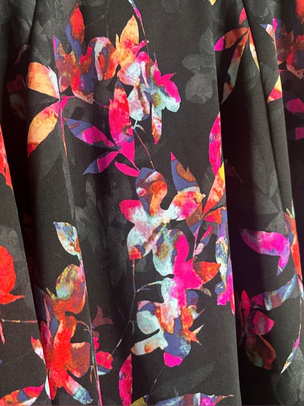 torrid Mini Scuba Skater Skirt with Multicolor Floral Print - Picture 2 of 8